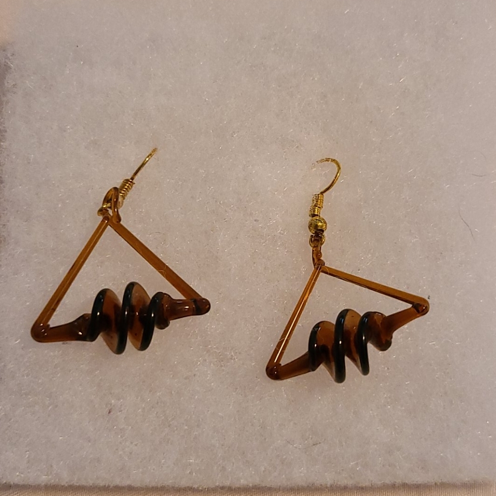 Tringle Glass Earrings New